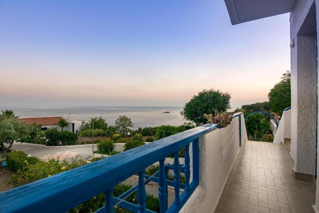 Creta Sky Achlia Exterior foto
